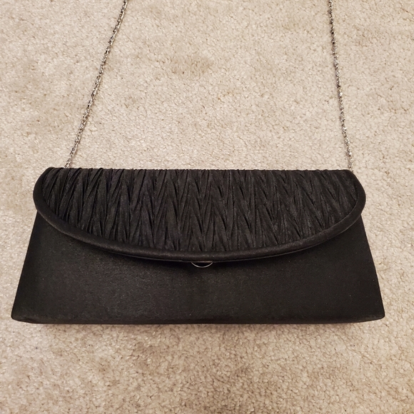 Black Evening Clutch purse with crossbody chain - Picture 2 of 6